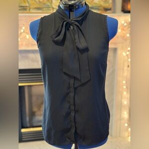 The Limited (original store) sleeveless button down blouse, w/ pussybow tie, XL